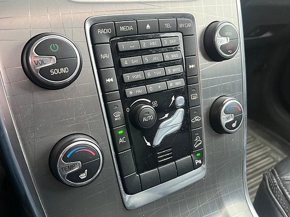 Volvo XC70 20 of 22