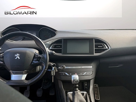 Peugeot 308 11 of 15