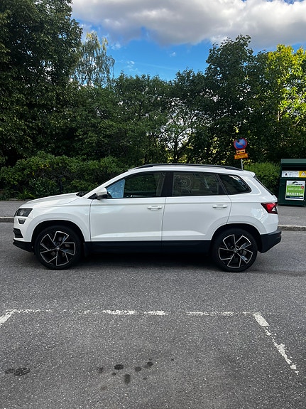 Skoda Karoq 2 of 14