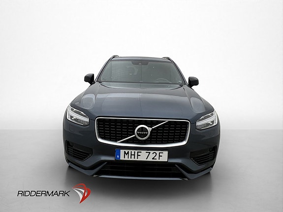 Volvo XC90 2 of 30