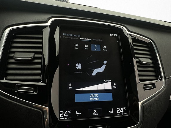 Volvo XC90 25 of 30