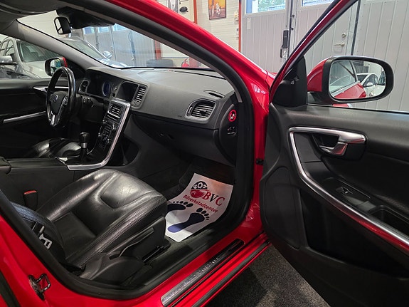 Volvo V60 10 of 24