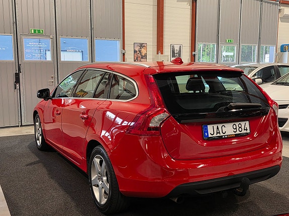 Volvo V60 5 of 24