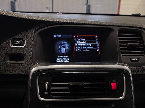 Volvo V60 18 of 24