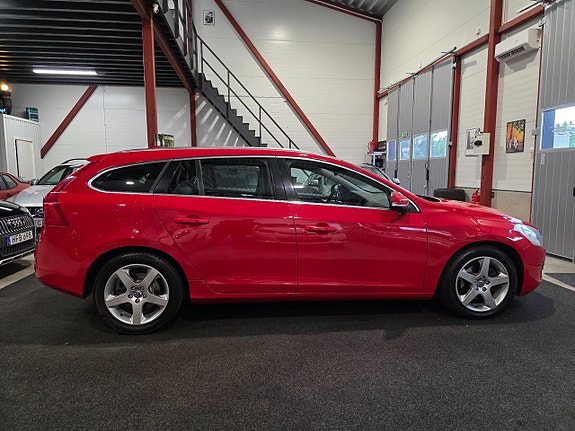Volvo V60 3 of 24