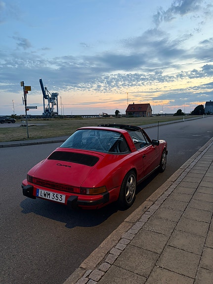 Porsche 911 Targa 5 of 7