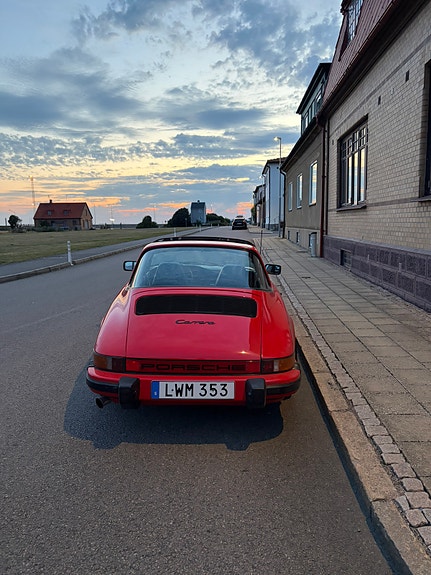Porsche 911 Targa 4 of 7