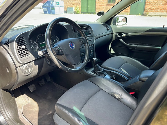 Saab 9-3 12 of 16