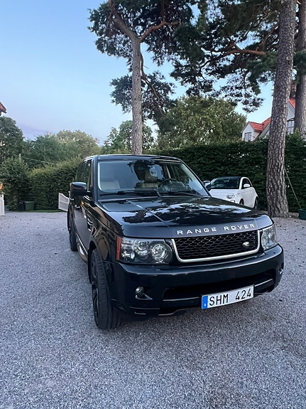 Land Rover Range Rover Sport 5 of 16