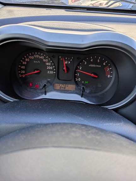 Nissan Note 2 of 6