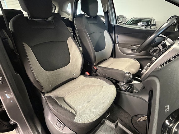Renault Captur 19 of 21