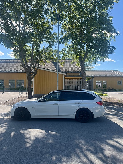 BMW 320d 2 of 10