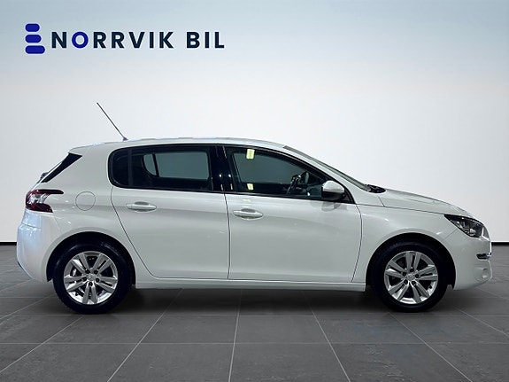 Peugeot 308 3 of 29