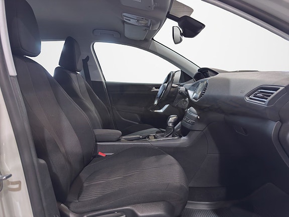 Peugeot 308 25 of 29