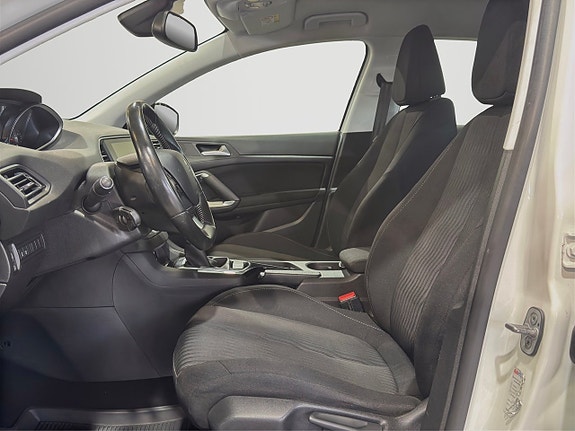 Peugeot 308 10 of 29