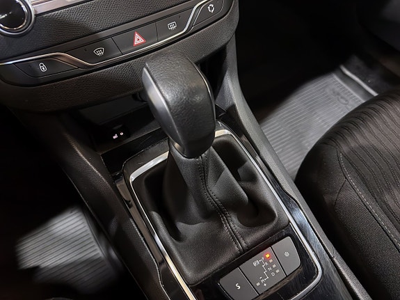 Peugeot 308 21 of 29