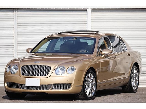 Bentley Continental Flying Spur 2 of 17