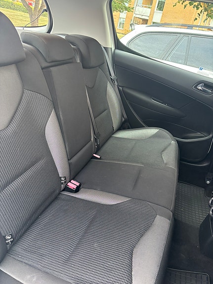 Peugeot 308 5 of 6