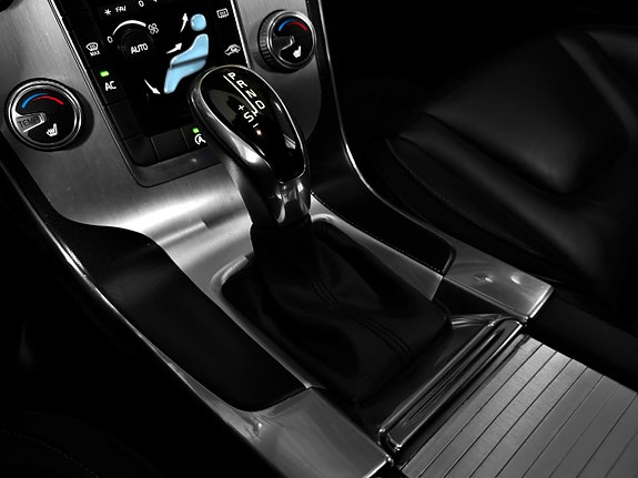 Volvo V60 21 of 30