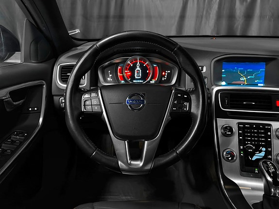 Volvo V60 17 of 30