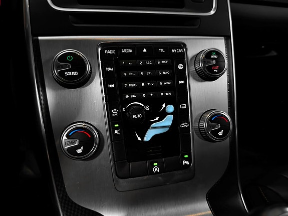 Volvo V60 22 of 30