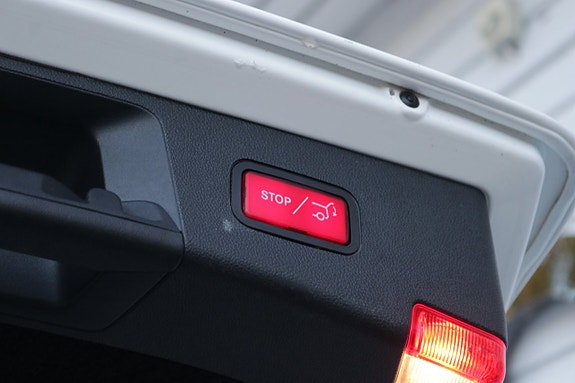 Mercedes-Benz E220 14 of 24