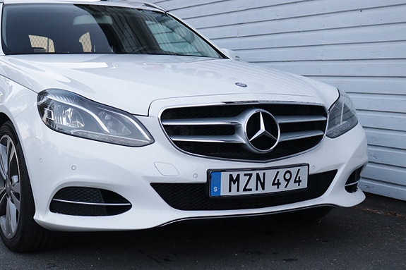 Mercedes-Benz E220 22 of 24