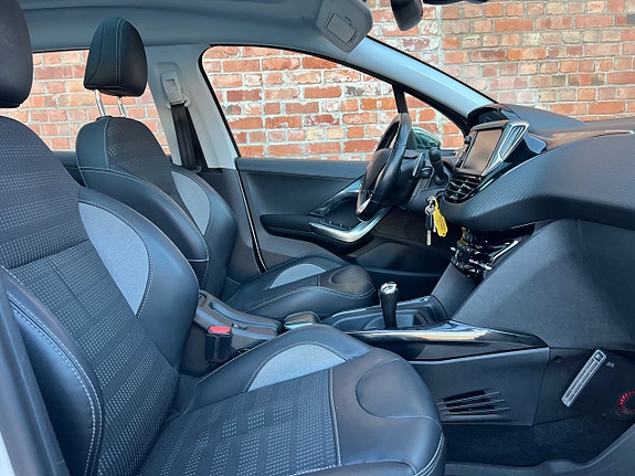 Peugeot 2008 10 of 20