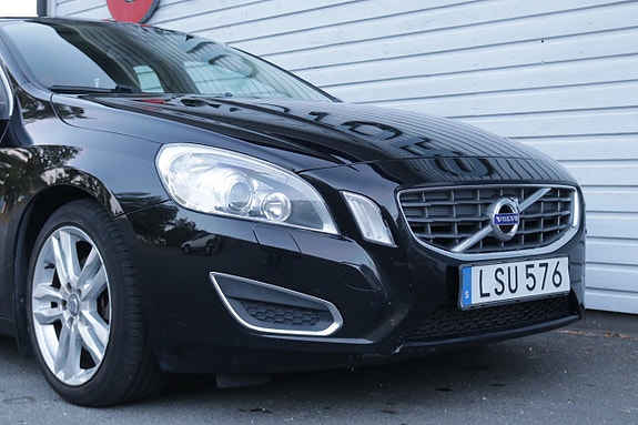 Volvo V60 20 of 22