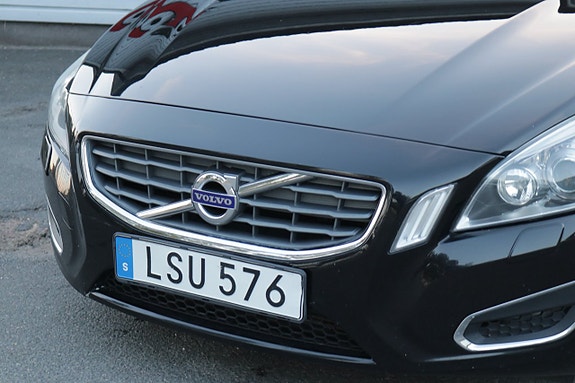 Volvo V60 3 of 22
