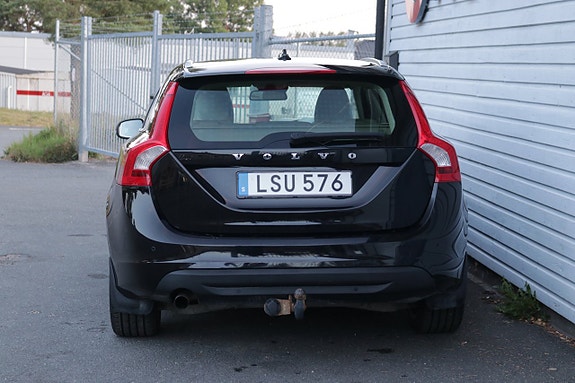 Volvo V60 15 of 22