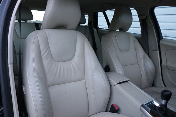 Volvo V60 19 of 22