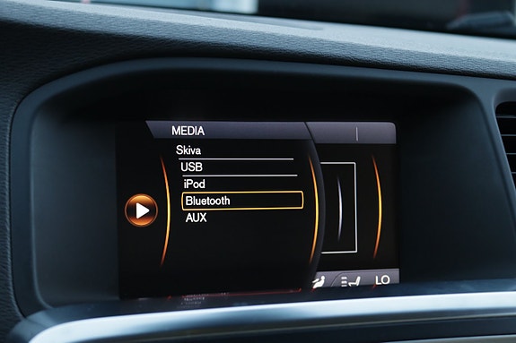 Volvo V60 13 of 22