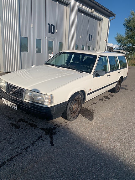 Volvo 940 2 of 11