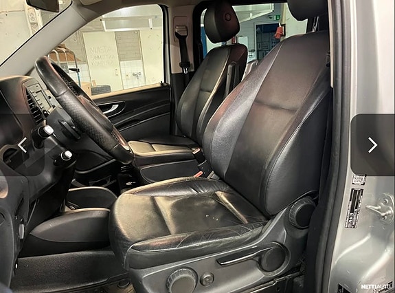 Mercedes-Benz Vito 119 17 of 22