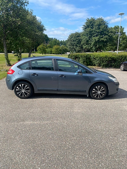 Citroen C4 3 of 8