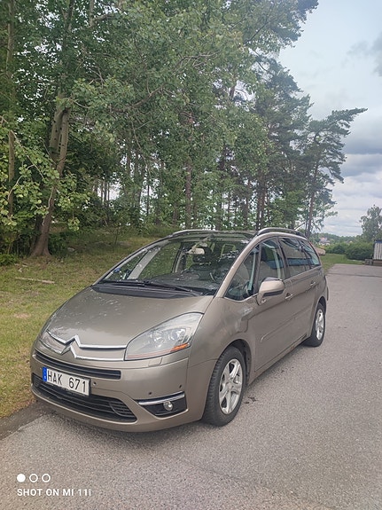 Citroen Grand C4 Picasso 2 of 4