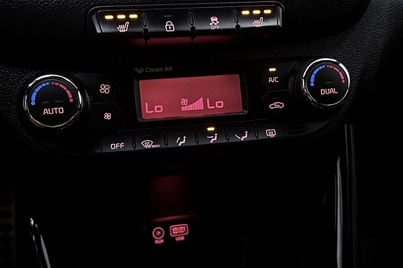 Kia Ceed 25 of 30