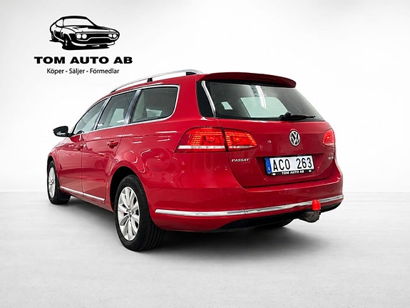 Volkswagen Passat 3 of 30