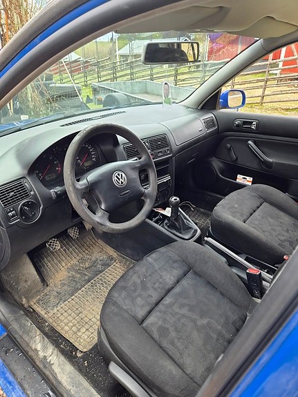 Volkswagen Golf IV 14 of 14