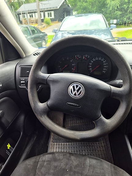 Volkswagen Golf IV 5 of 14