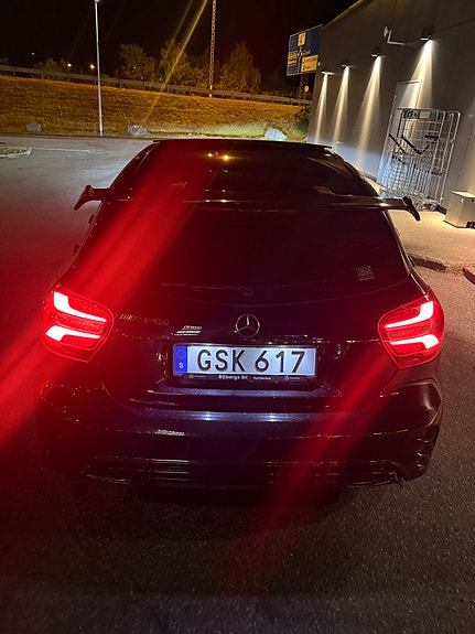 Mercedes-Benz A200 d 3 of 4