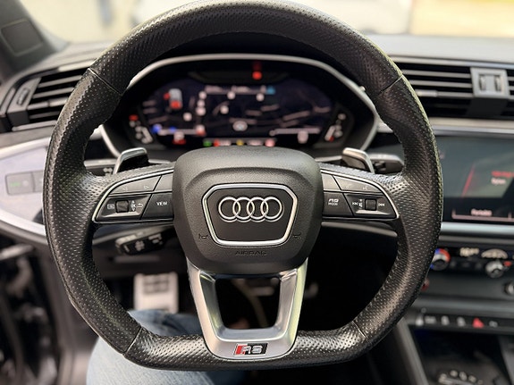 Audi RS Q3 11 of 27