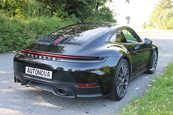 Porsche 911 4 of 20