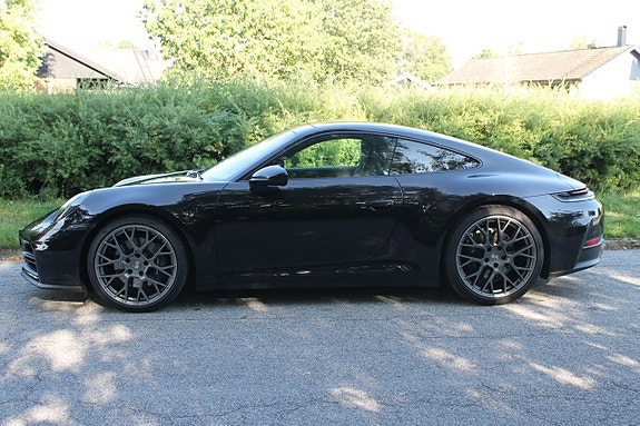 Porsche 911 2 of 20