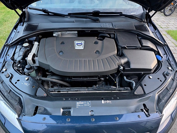 Volvo XC70 22 of 29
