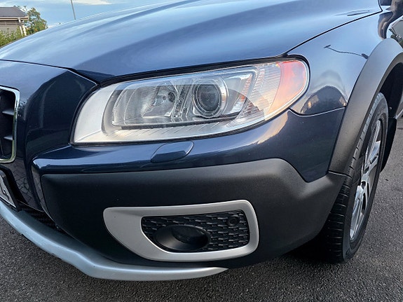 Volvo XC70 10 of 29