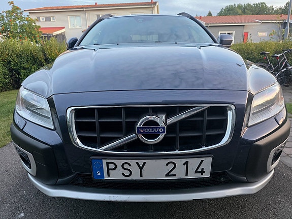 Volvo XC70 7 of 29