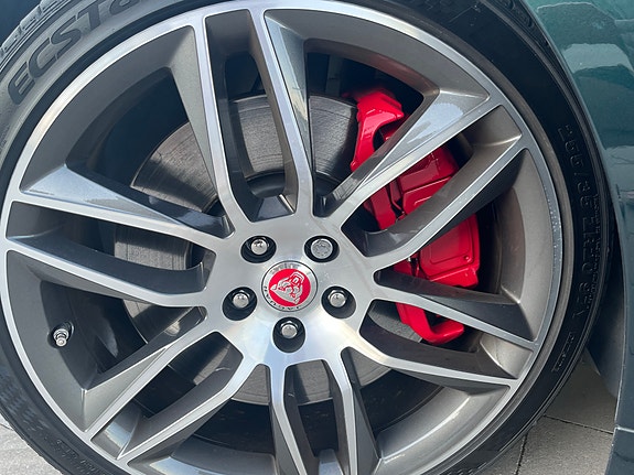 Jaguar F-TYPE 11 of 30