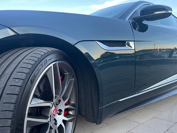 Jaguar F-TYPE 16 of 30